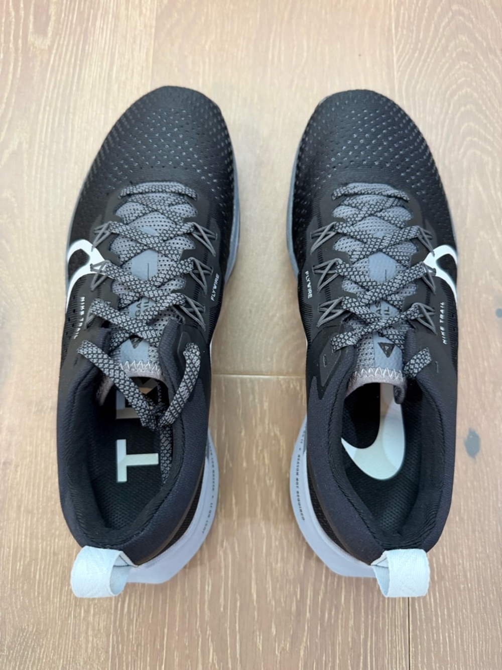 Women’s Nike React Pegasus Trail 4 Running Shoes - Size 9 US - Picture 4 of 5